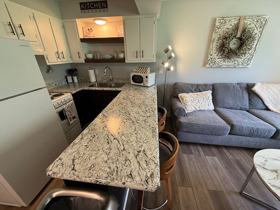 Furnished Finder property 517773_6 photo 5