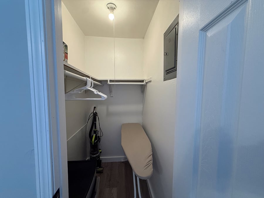 Furnished Finder property 517773_7 photo 12