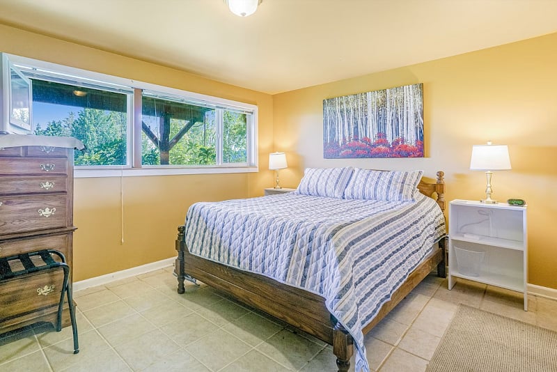 Master Queen Bedroom