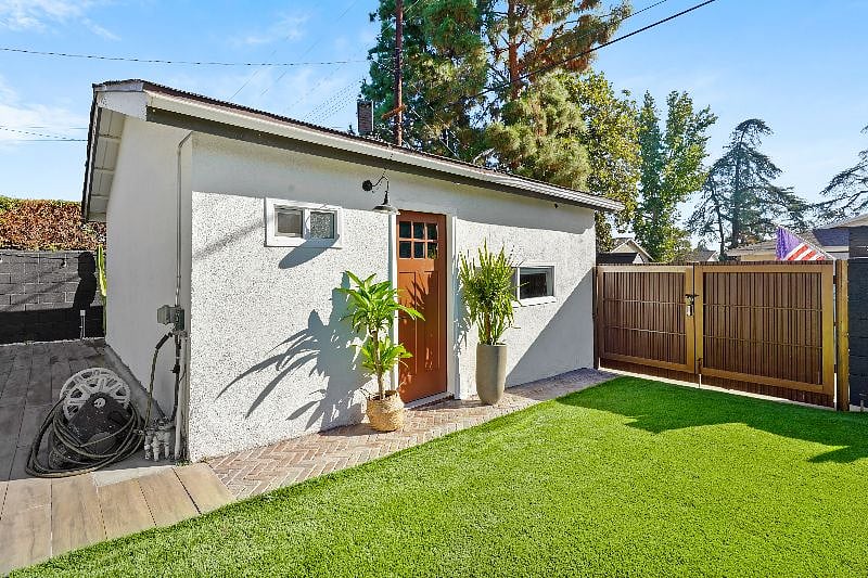 Furnished Finder property 517803_1 photo 10