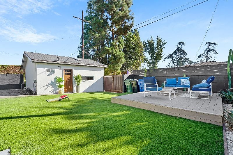 Furnished Finder property 517803_1 photo 13