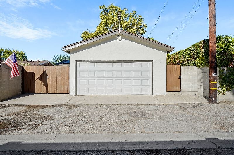 Furnished Finder property 517803_1 photo 15