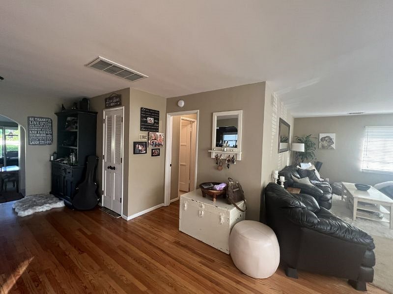 Furnished Finder property 517904_1 photo 4