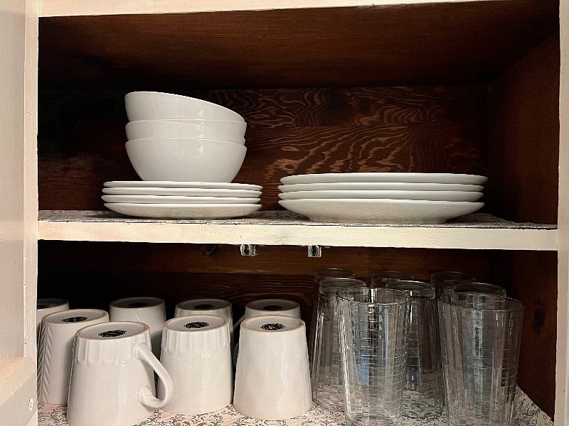 Dinnerware, cutlery and utensils provided