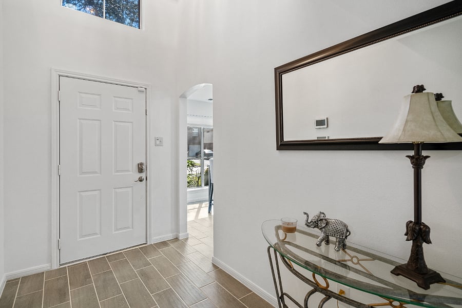 Entry way