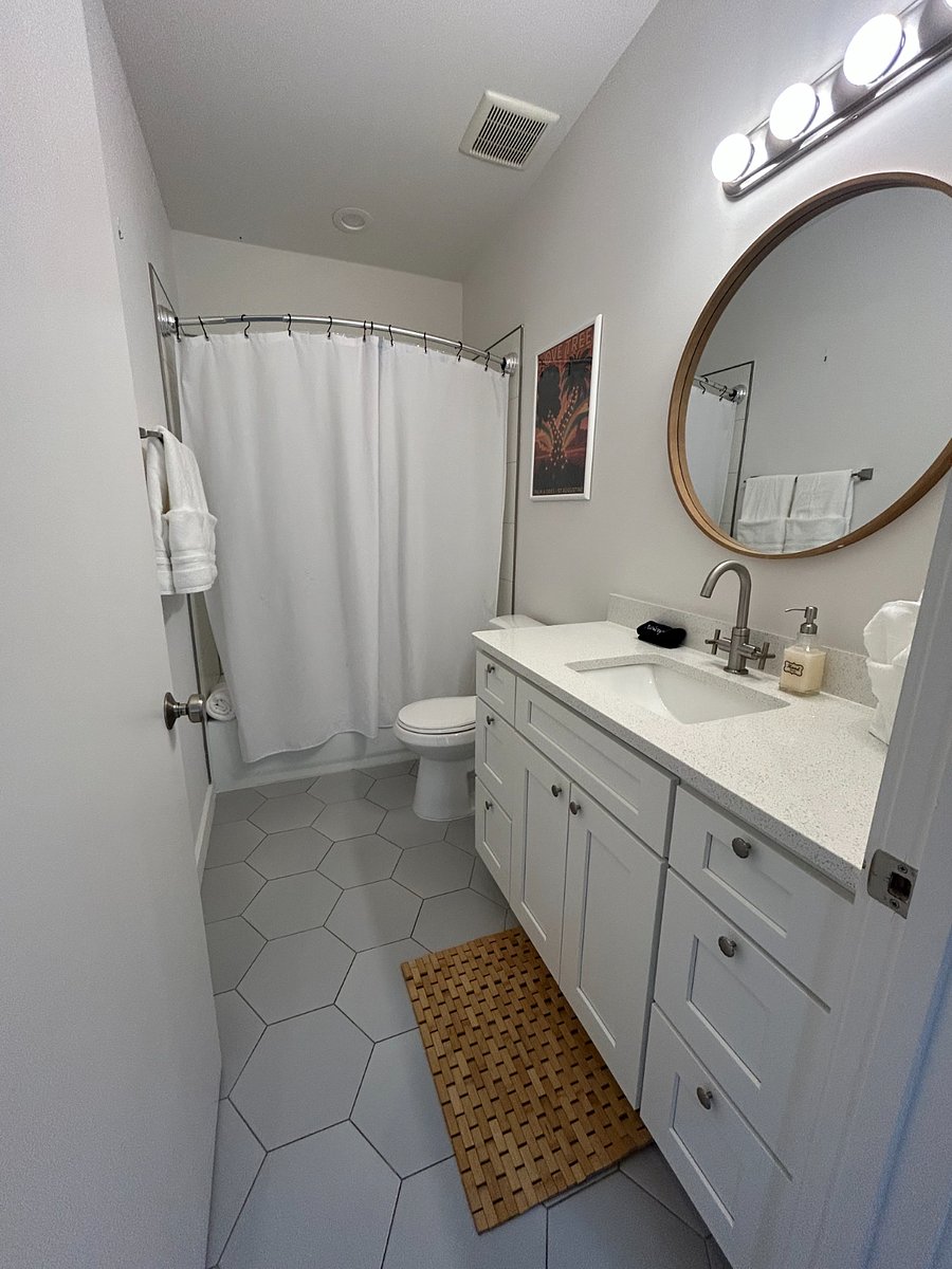 Furnished Finder property 518143_1 photo 18