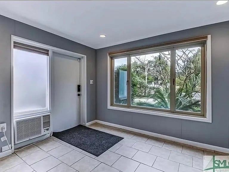 Furnished Finder property 518187_1 photo 3