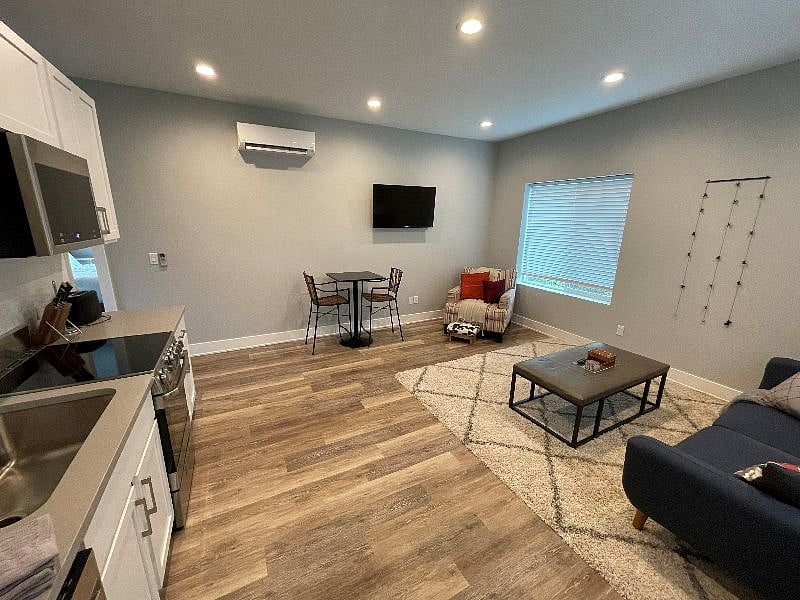 Furnished Finder property 518266_1 photo 5