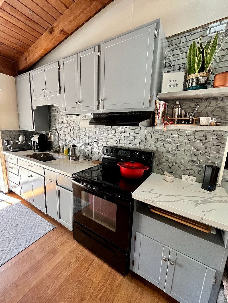 Furnished Finder property 518360_1 photo 12