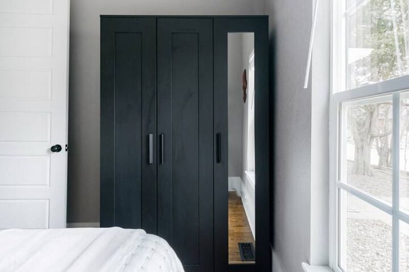 Armoire