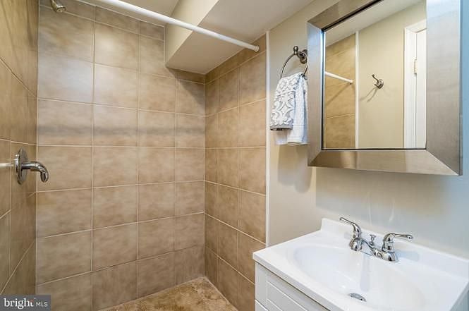 Furnished Finder property 518516_1 photo 7