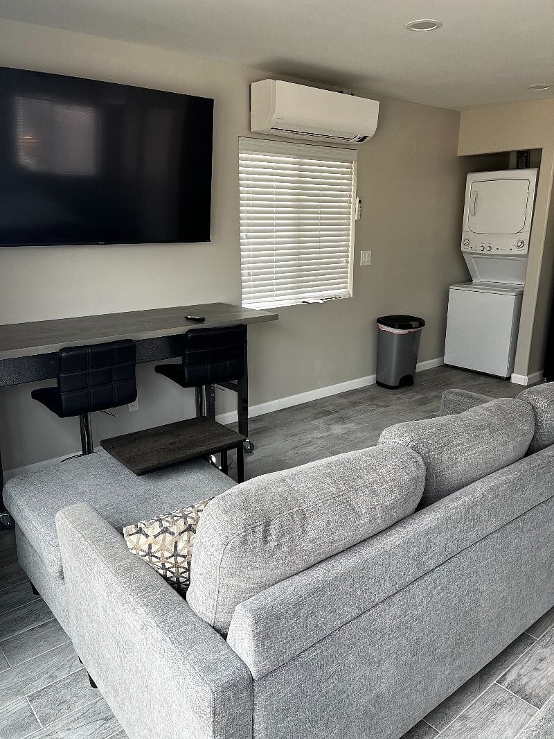 Furnished Finder property 518539_1 photo 3