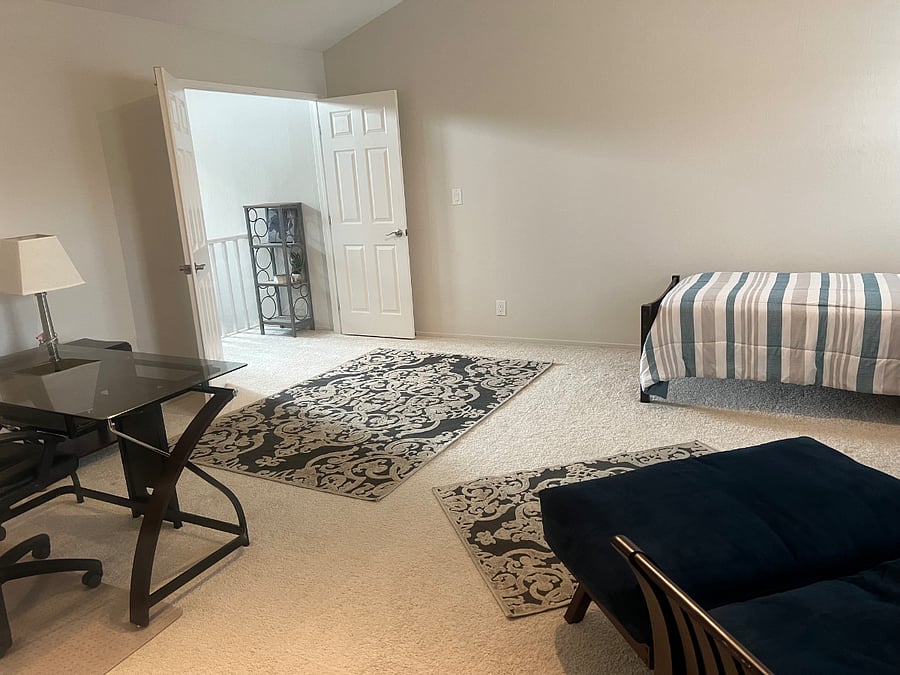 Furnished Finder property 518606_1 photo 3