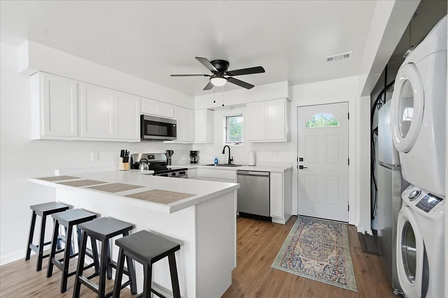 Furnished Finder property 518792_1 photo 12