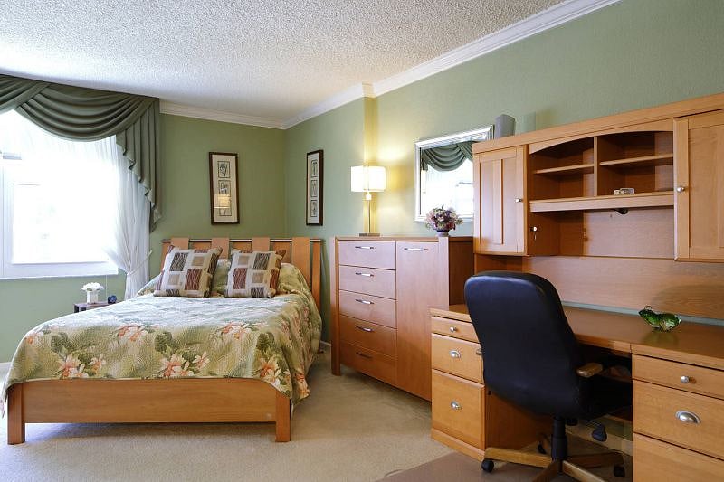 Work Space has Desk with Office Chair & space for Files, Computers, Printers. New 4K Smart TV, Stereo. Walk in Closet with Built in Furniture.