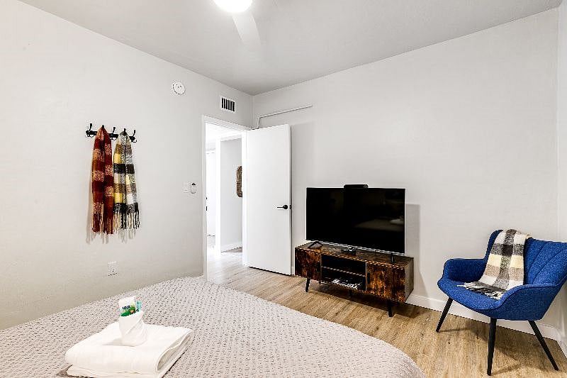 Furnished Finder property 518920_1 photo 15
