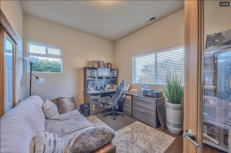 Den is enclosed and can be set up as an office, guest bedroom, yoga room, etc. Let us know what you prefer. The furniture has changed.