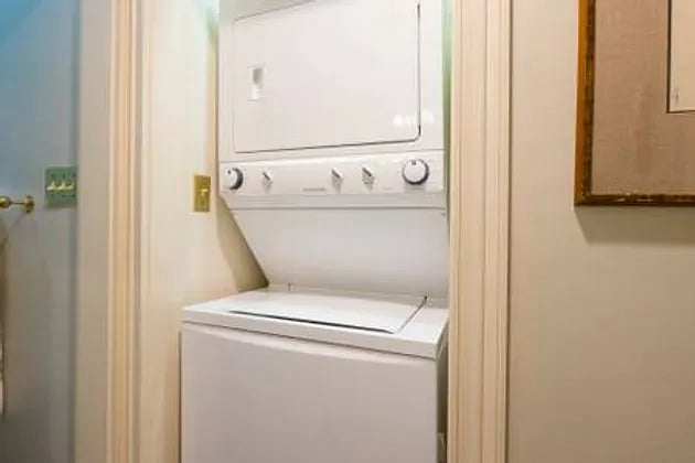 Furnished Finder property 519035_1 photo 9