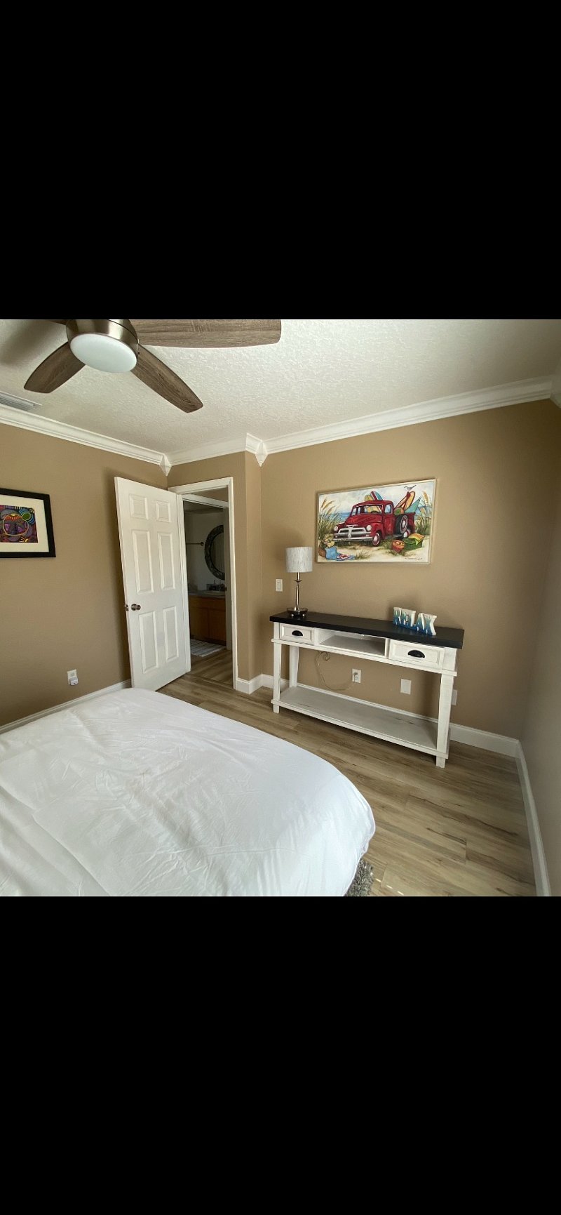 second bedroom