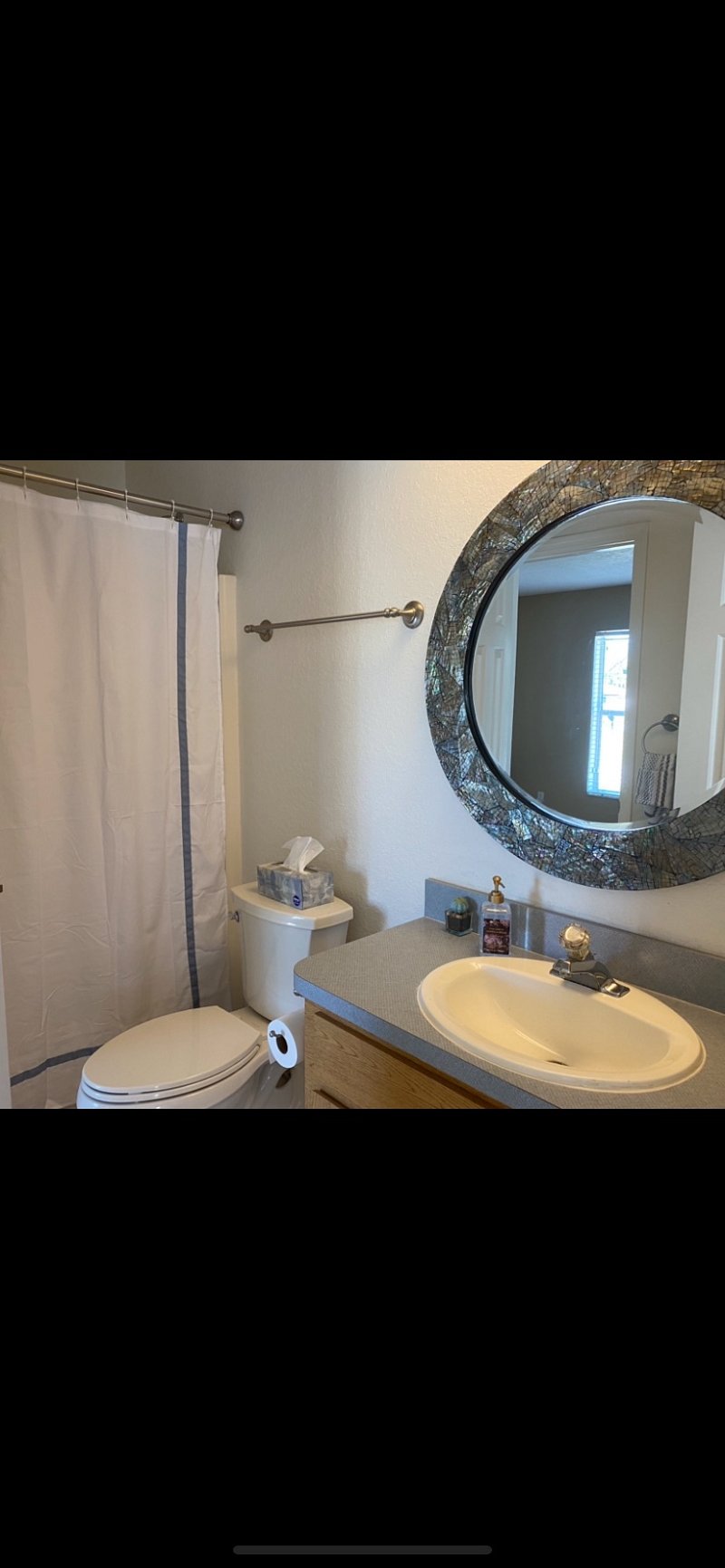 Second Full bathroom with new Tub Surround 