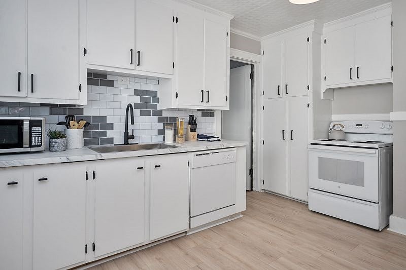 Furnished Finder property 519234_1 photo 14