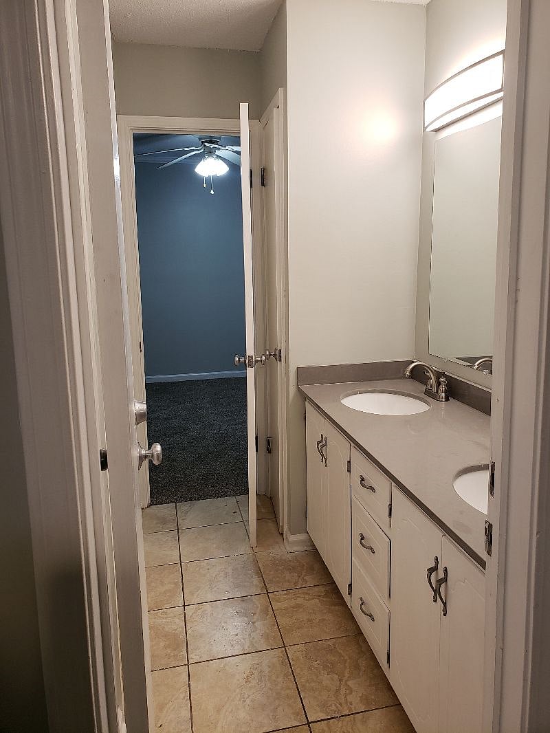 Furnished Finder property 519237_1 photo 16
