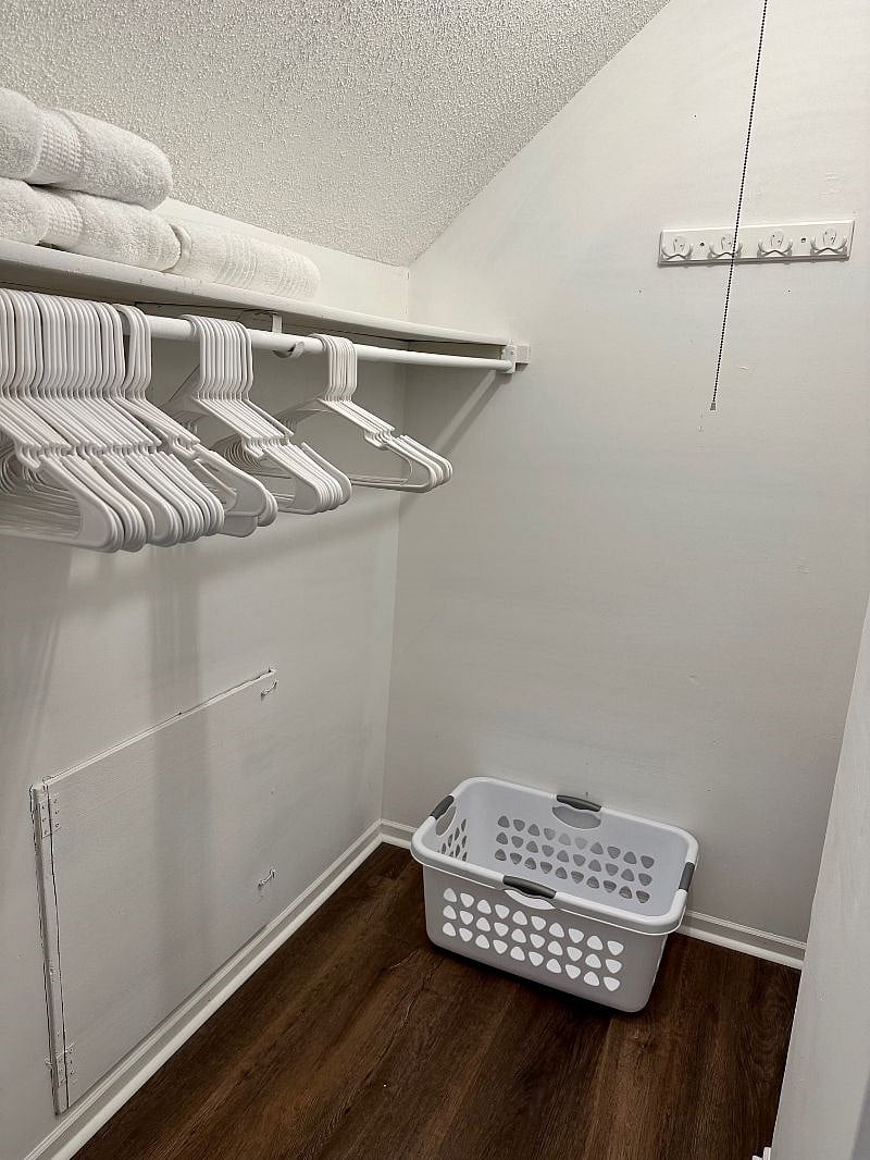Furnished Finder property 519314_1 photo 24