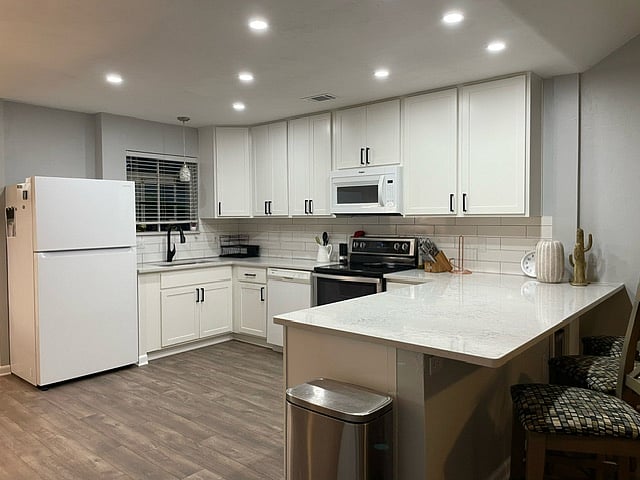 Furnished Finder property 519358_1 photo 4