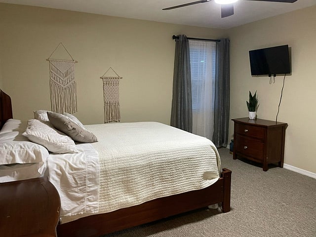 Furnished Finder property 519358_1 photo 9