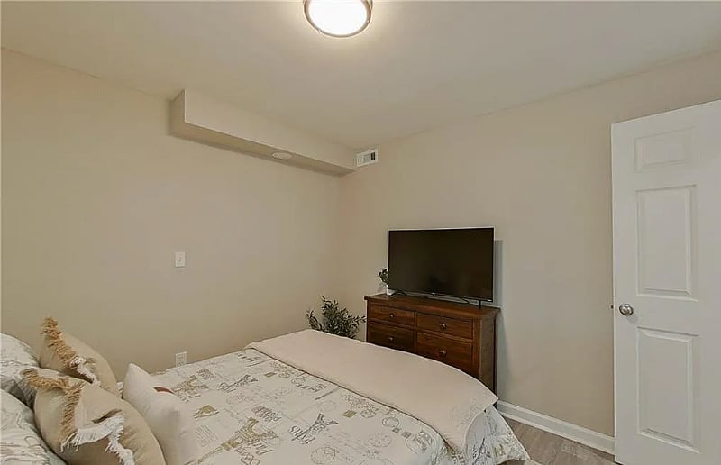 Furnished Finder property 519381_2 photo 9
