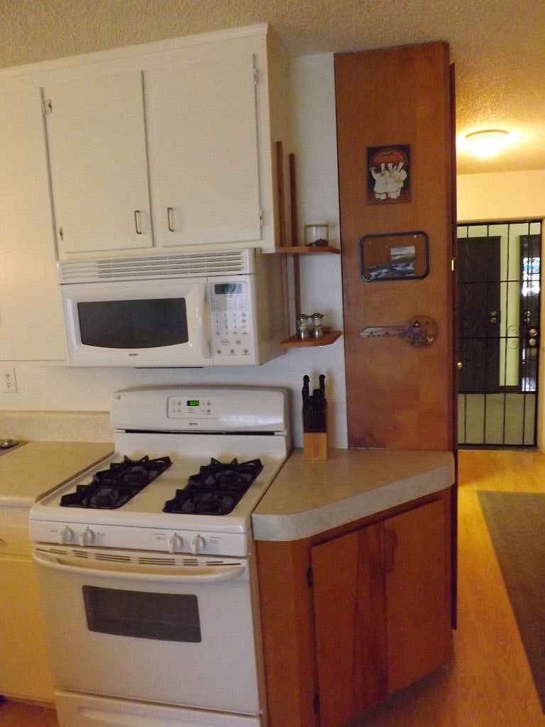Furnished Finder property 519464_1 photo 2