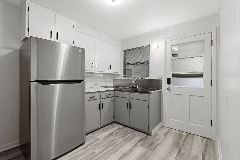Furnished Finder property 519648_1 photo 8