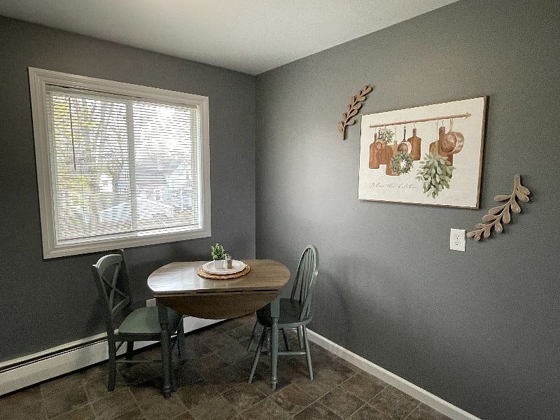 Unit 4 / Furnished