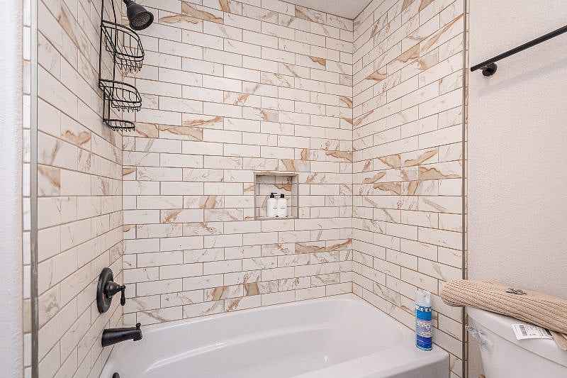Furnished Finder property 519840_1 photo 27