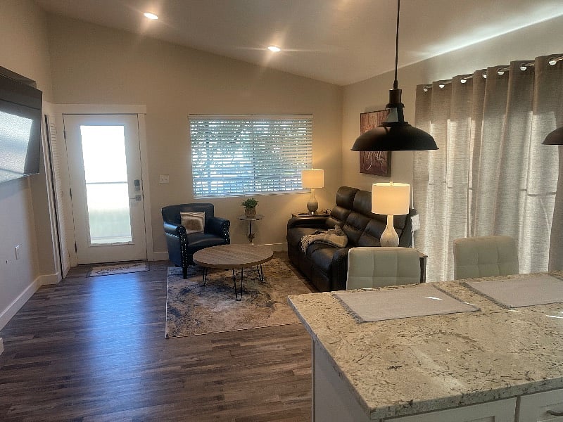 Furnished Finder property 519868_2 photo 5
