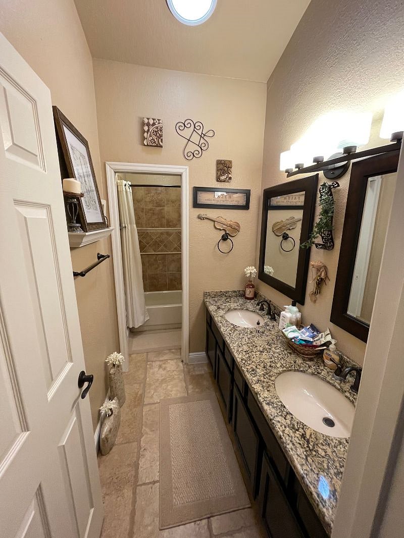 Furnished Finder property 519954_1 photo 18