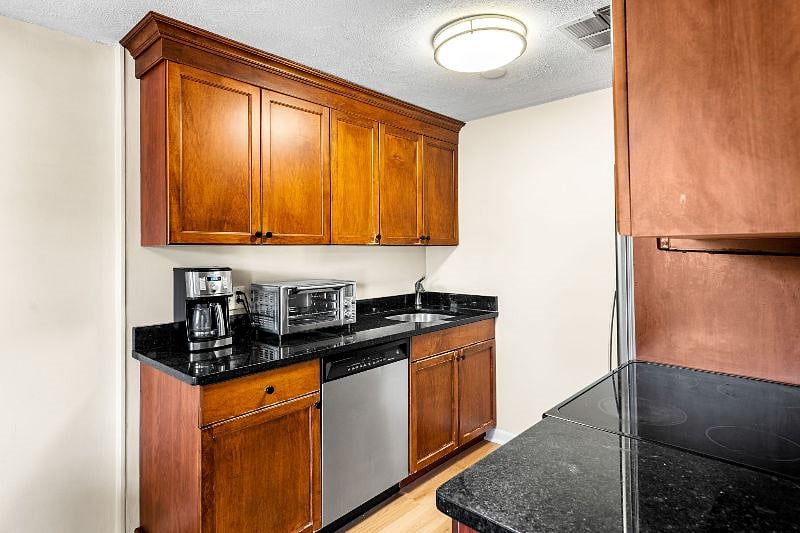 Furnished Finder property 520117_1 photo 10