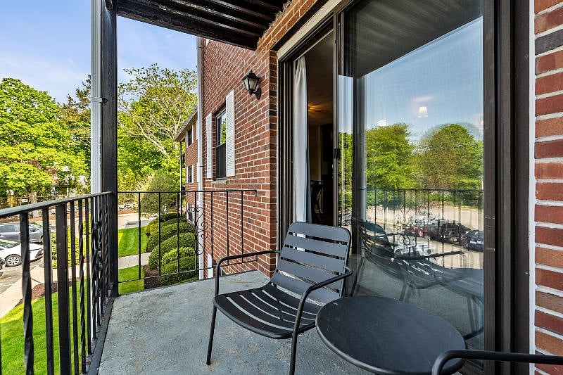 Furnished Finder property 520117_1 photo 18
