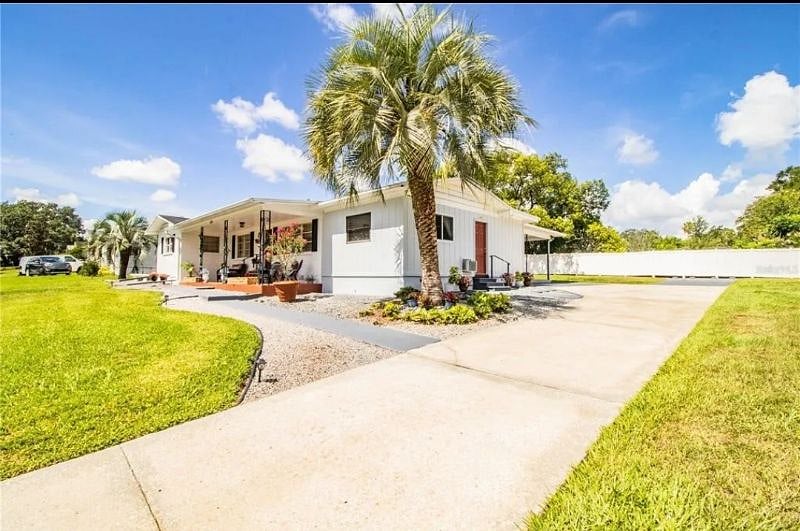 Furnished Finder property 520147_1 photo 3