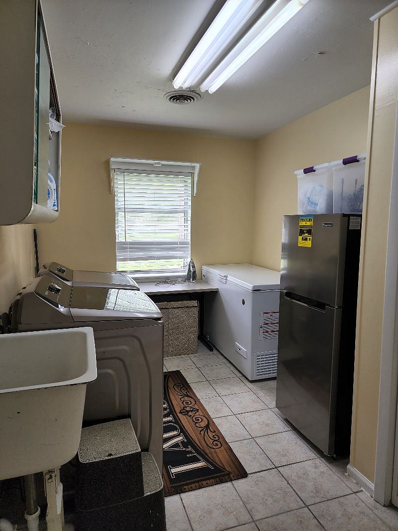 Furnished Finder property 520166_1 photo 28