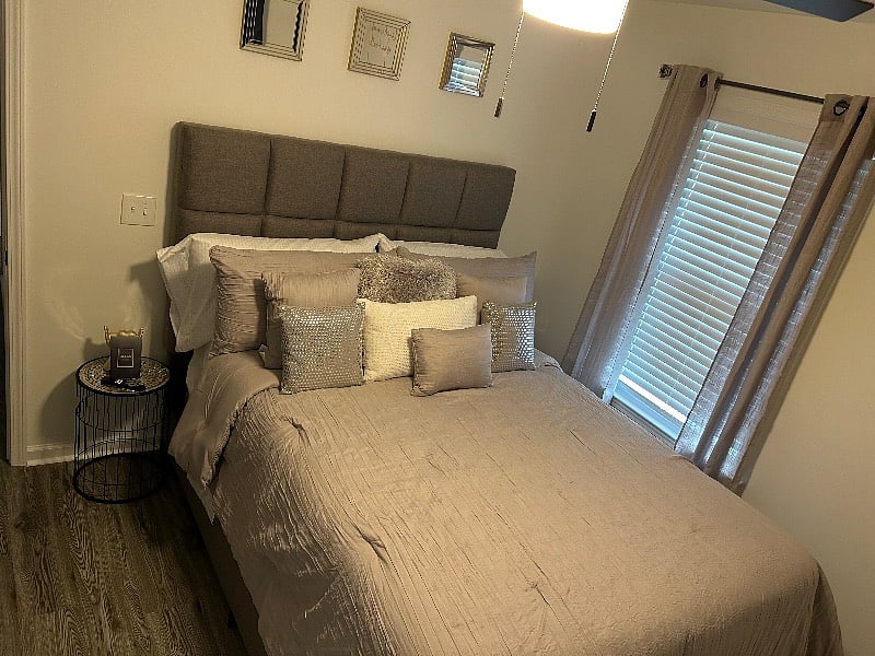 Furnished Finder property 520179_1 photo 3