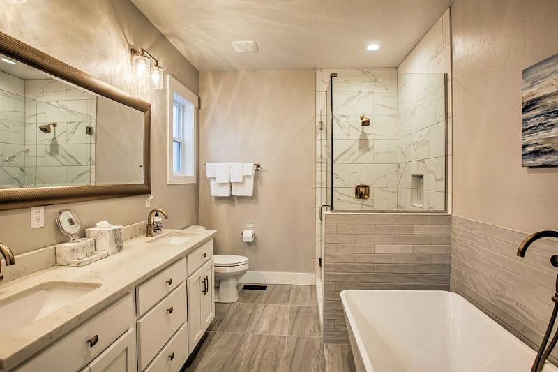 Ensuite Private Bathroom