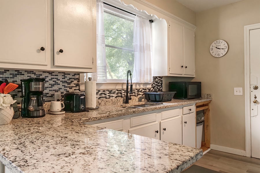 Furnished Finder property 520219_1 photo 10