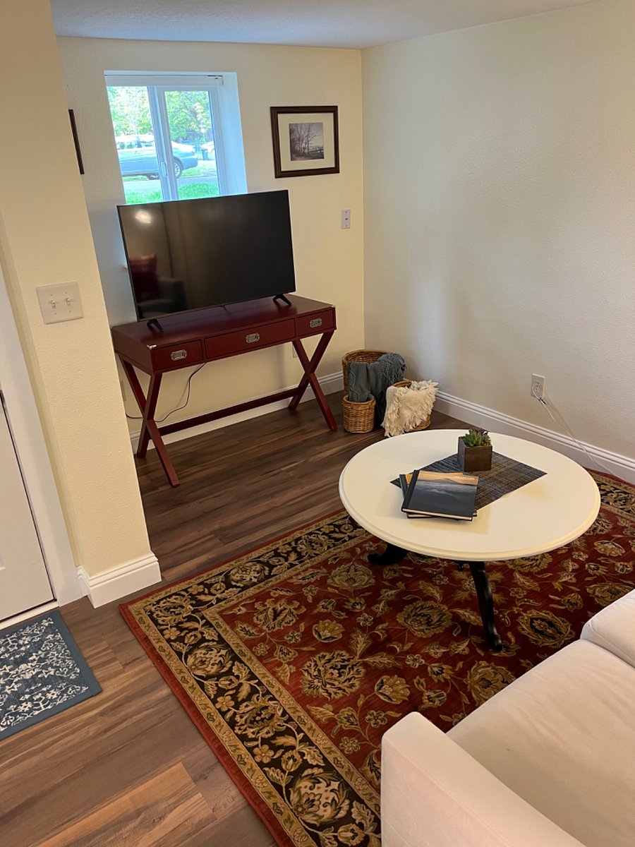 Furnished Finder property 520317_2 photo 2
