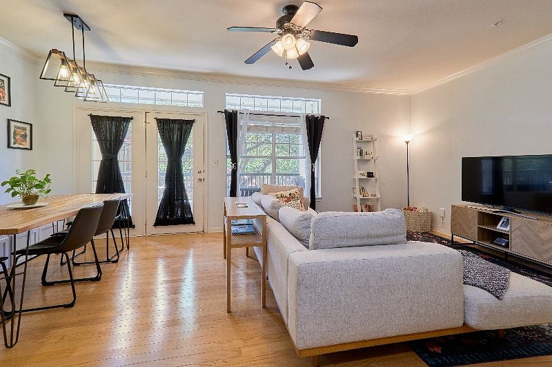 Furnished Finder property 520334_1 photo 3