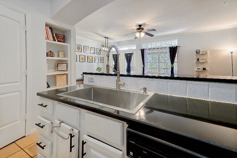 Furnished Finder property 520334_1 photo 4