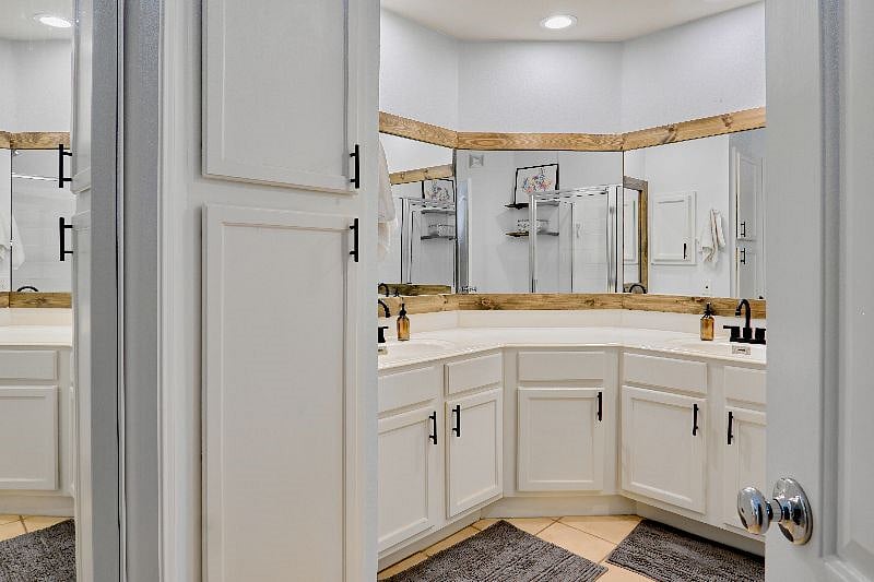 Furnished Finder property 520334_1 photo 18