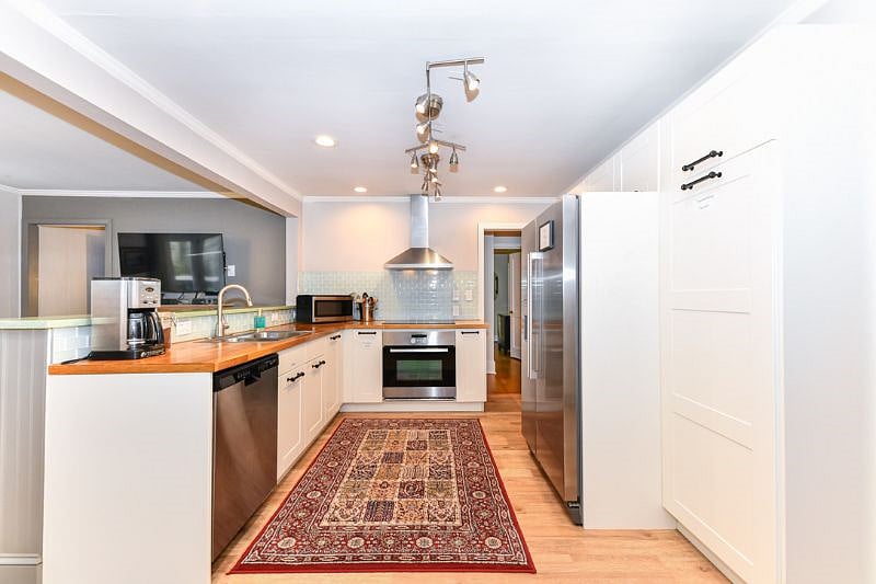 Furnished Finder property 520425_1 photo 14
