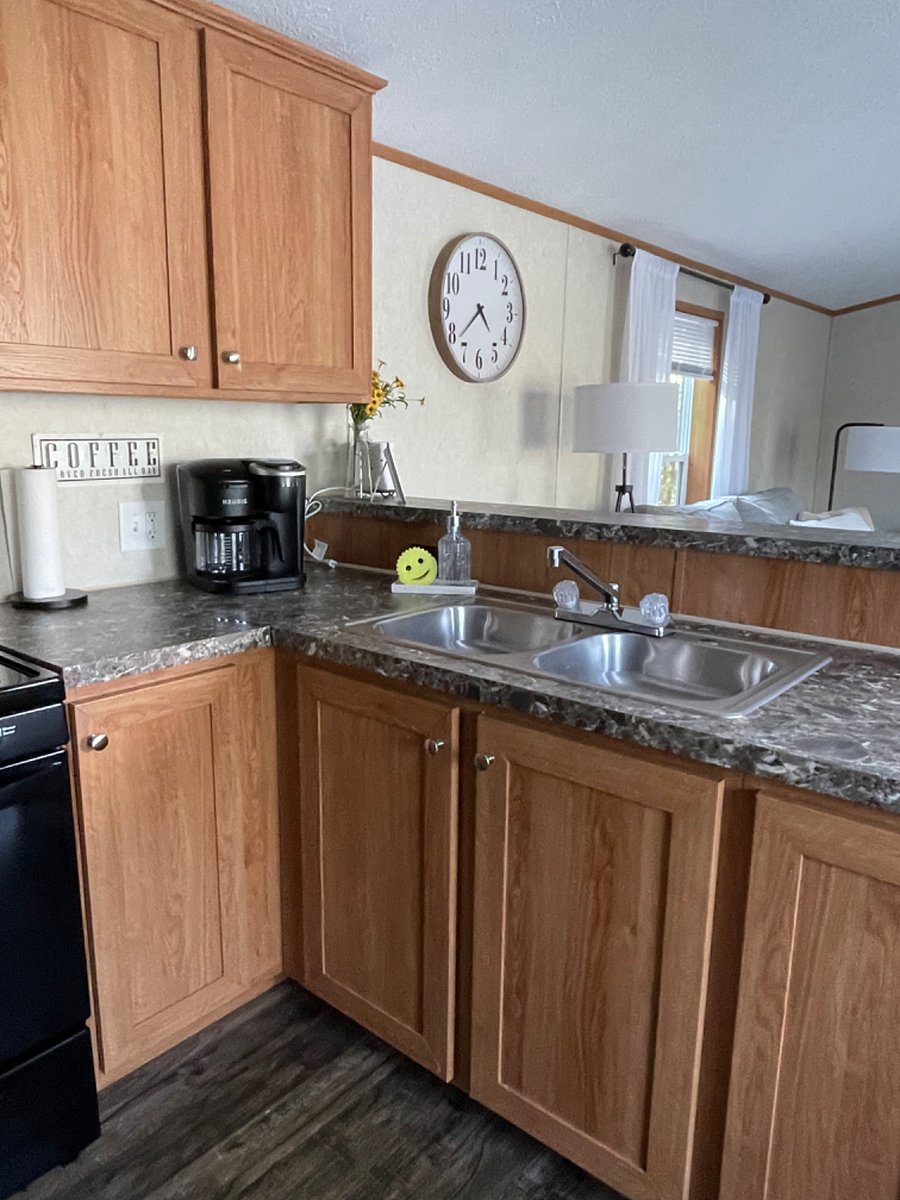 Furnished Finder property 520463_1 photo 3