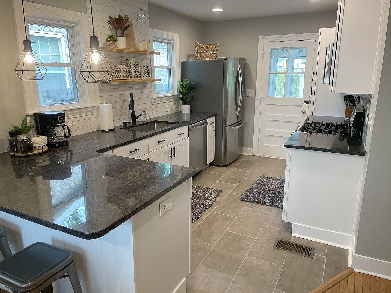 Furnished Finder property 520504_1 photo 8